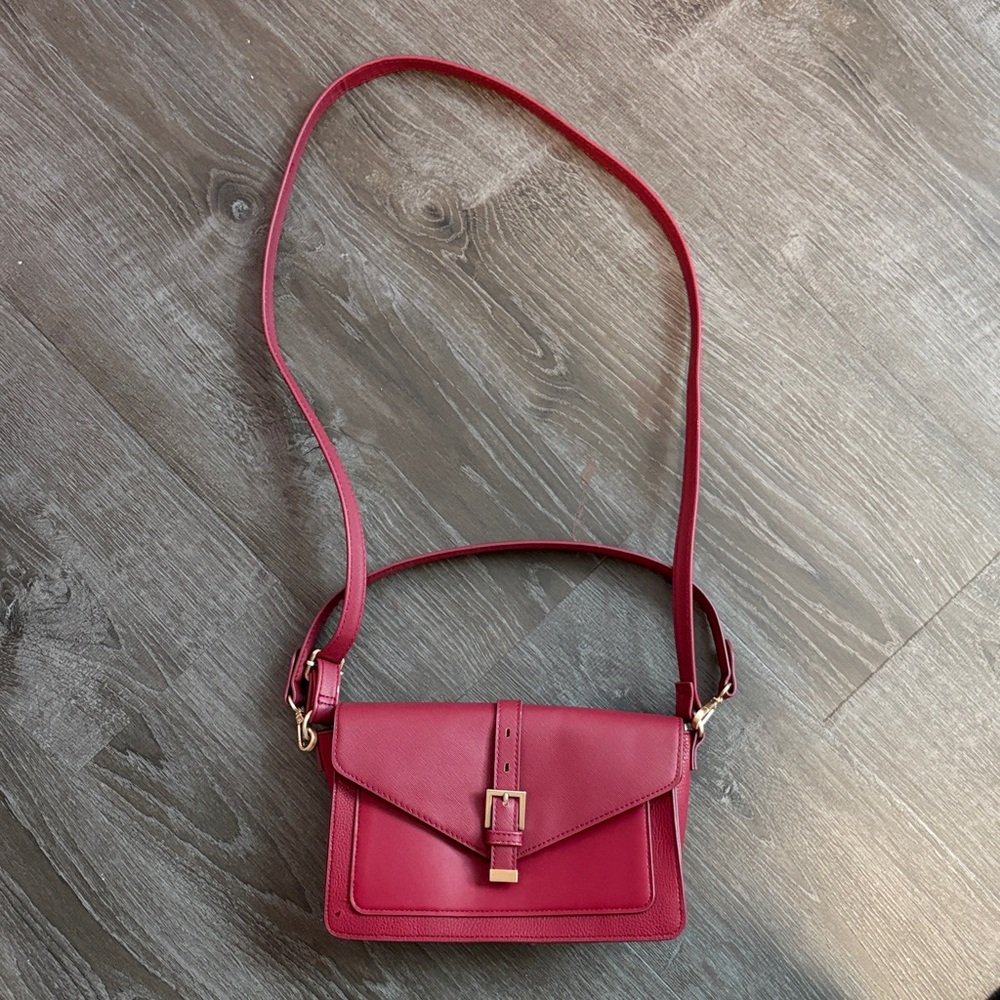 Time and Tru Women's Lori Front Flap Crossbody Handbag Red